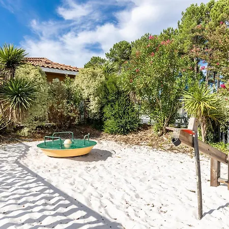 בית נופש Bois De Biscarrosse *